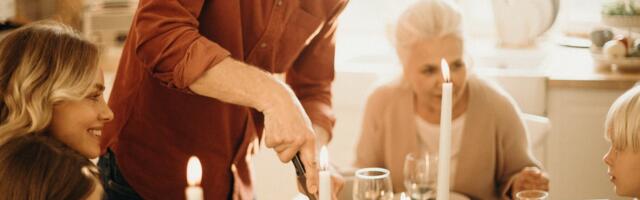 Dete mi je plakalo od gladi dok je ona bila na telefonu: Snaja otkrila razlog zašto ih svekrva zove na večere