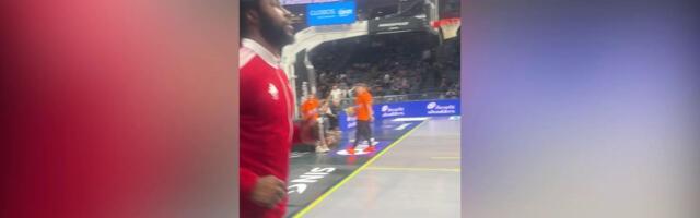 Košarkaši Crvene zvezde i Partizana istrčali na teren: Počinje večiti derbi!