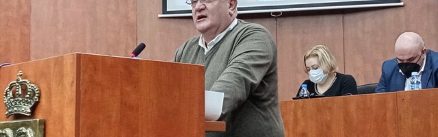 Gradonačelnik Leskovca na sastanku sa direktorima škola: U obrazovanje nije ovoliko uloženo u prethodnih sto godina  – VIDEO
