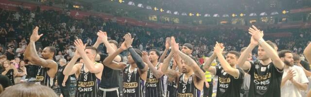 "Slava Bogu": Ovo je objavio košarkaš Partizana posle pobede u derbiju