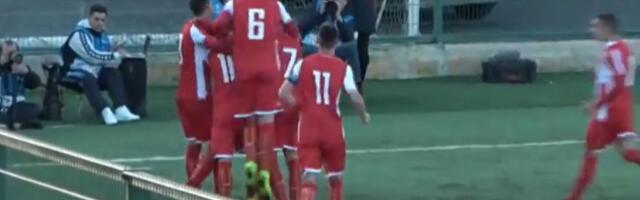 Pre 7 godina igrao sa Zvezdom u Ligi šampiona i dao gol, sad radi kao frizer i šiša Strahinju Erakovića