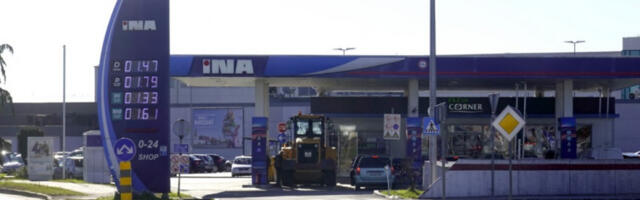 Паника тресе Хрватску: ограничено точење горива, цене се отимају контроли