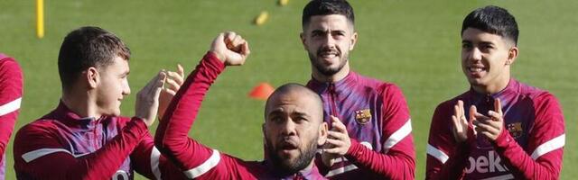 Barsa registrovala Brazilca: Alves spreman za povratnički debi
