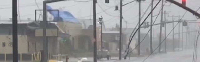 Uragan Delta udario o američko tlo, ima poginulih (VIDEO)