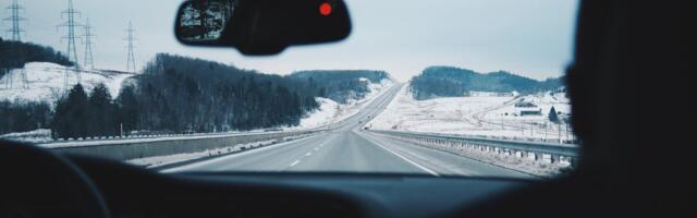 Vozači oprez! Pažljivo vozite - na ovim deonicama ima snega, magle, poledice i mogućih odrona