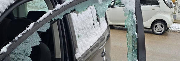 KRENI - PROMENI: Zašto institucije ćute o demoliranju automobila Stevana Mihailovića?