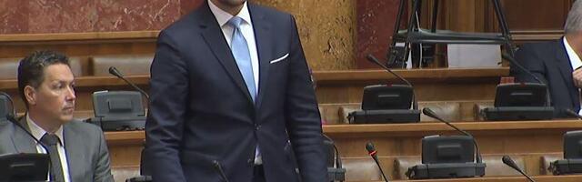 Prvo obraćanje Đerleka u Skupštini: Raduje nas najava ulaganja u Sandžak, zabrinjava neproporcionalna zastupljenosti Bošnjaka