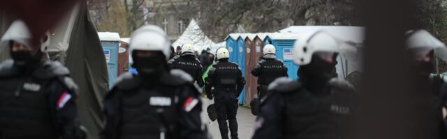 Srbija centar: Policija je nezakonito upotrebila zvučni top, teroristički akt države prema sopstvenom narodu