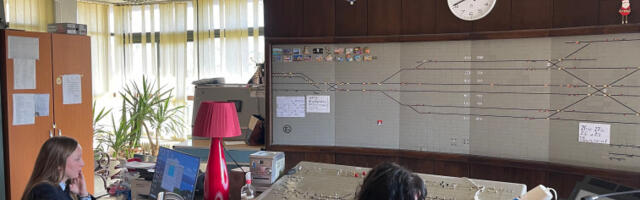 Кроз железничку станицу Раковица дневно прође 125 возова, жене задужене за безбедност