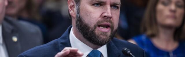 Nastavlja se "rat" na relaciji Vašington - Vatikan! Umešao se i Džej Di Vens: "Papa neka se bavi crkvom, a ne..."