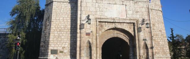 Nesvakidašnji prizor u Nišu: Opšti haos na ulicama, zakrčen saobraćaj