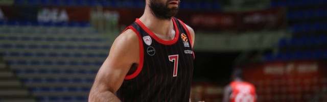 Neverovatan kiks crveno-belih: Olimpijakos za tri sekunde ispustio pobedu (VIDEO)