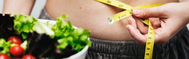 OVAJ RECEPT ZA MRŠAVLJENJE STVARNO RADI! Izbacila je ovih PET namirnica iz ishrane i prepolovila se!