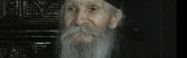 'Deca kao slepi miševi, noću lutaju, a danju spavaju': Otac Tadej o današnjoj omladini i greškama roditelja