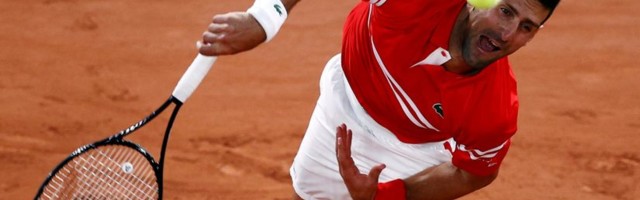 UŽIVO: Đoković - Kuevas 2:0 (6:3, 6:2, 2:0)