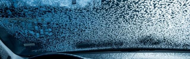 Trikovi za brzo odleđivanje stakla na kolima (VIDEO)