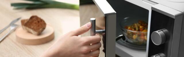 3 stvari NE TREBA da stavljate u mikrotalasnu pećnicu! Jaja mogu postati BOMBA