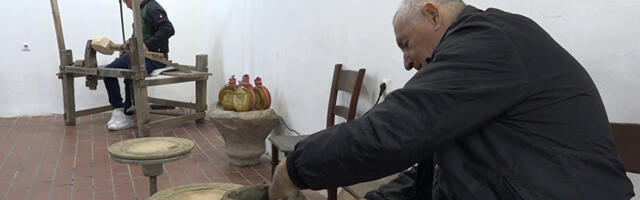 Rukotvorine trojice zanatlija učesnika muzejskog projekta (VIDEO)