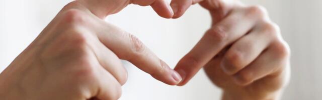 Oboren Ginisov rekord: 1.435 parova ljubilo se pod imelom u Vašingtonu