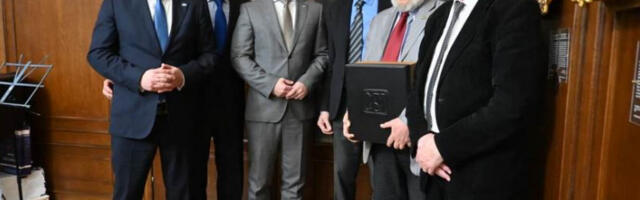 ​„Законоправила Светог Саве иловичког преписа из 1262. године” уручена Матици српској