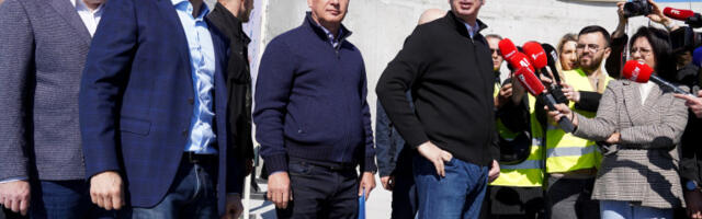 Вучић: Пропусти у образовању довели до мањка занатлија и радне снаге