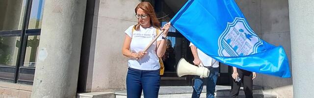 Skup povodom grafita upućenih Mariji Vasić danas na Limanu