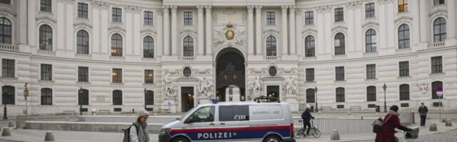 Kako žive antivakseri Branko i Goran u Austriji - Istina o plakatima u Beču koji su iznervirali Srbe