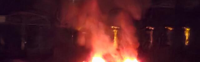 GORI KOD PANČEVAČKOG MOSTA! Buknuo ogroman požar! (VIDEO)