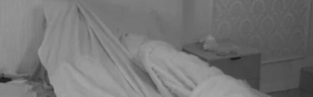 ASMINU SE ZGADIO ŽIVOT POD POKRIVAČEM SA ANELI: Zbog bivše mu se okreće želudac, od vrele akcije sa njom mu se povraća!