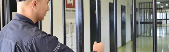 UMESTO U ZATVORU, SKORO 200 PRESTUPNIKA KAZNU SLUŽI U BOLNICAMA I BIBLIOTEKAMA: I to najčešće zbog ovih krivičnih dela, i manekenka bila deo ovoga!