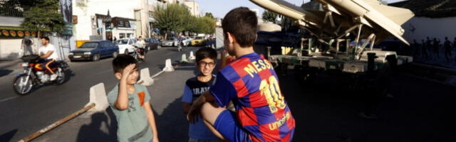 Иранске снаге безбедности регрутују и децу од 12 година