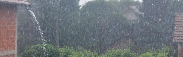 Prvomajski praznici u jaknama, sneg na planinama, na leto 55 tropskih dana