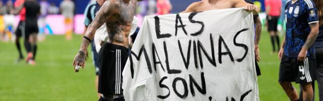 Argentinci slavili uz „Foklandi su naši“, Englezi besni zbog političke poruke: FIFA već kažnjavala isti potez