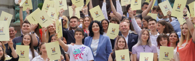 96 talentovanih studenta i srednjoškolaca dobili stipendije
