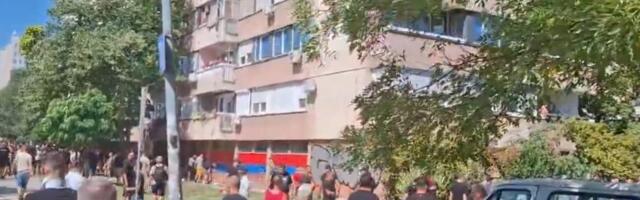 Novosađanin kog su brutalno prebili SNS batinaši tokom crtanja trobojki na Limanu čeka reakciju tužilaštva