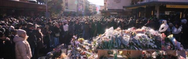 Stotine prošetali u tišini odajući poštu nastradalim u požaru u Kran-Montani