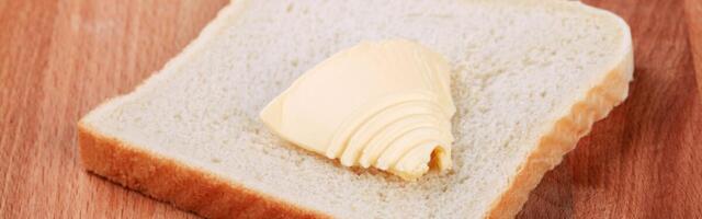 Zamrznuti hleb je zdraviji od svežeg jer se dešava promena u sastavu: Skrob koji stigne u creva, odmah otpušta ovo!