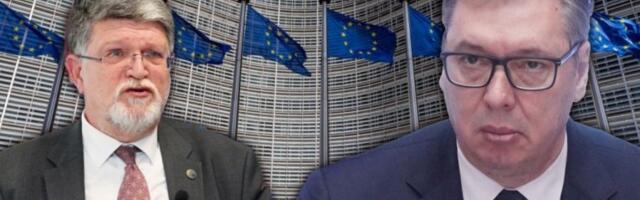 MORAMO GAZITI VUČIĆA! Picula se odmah prišljamčio KURTIJU i blokaderima u skandaloznim napadima na predsednika Srbije! (FOTO)