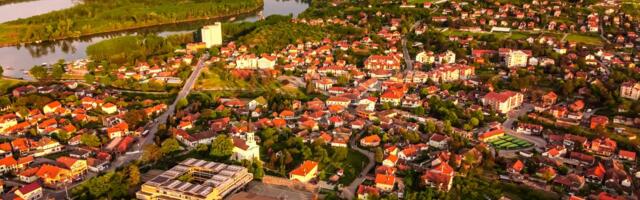 Država podelila više od 28 miliona dinara: Uručeni ugovori za energetsku sanaciju 111 domaćinstava u Grockoj
