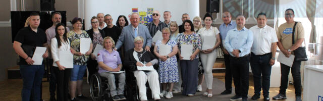Uručeni ugovori za projekte iz oblasti socijalne zaštite