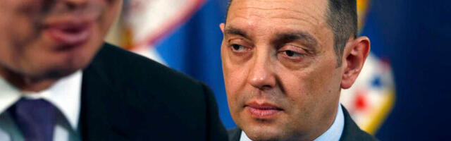 Predsednik, direktor BIA i Pink: Pokretni skandal Srbije