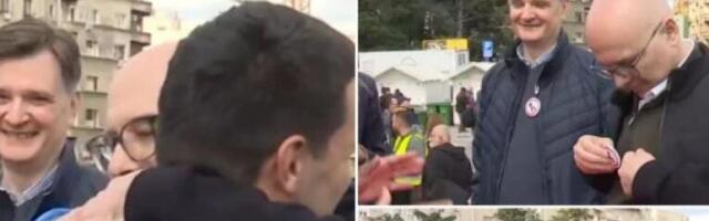 "Ć KAO ĆIRILICA, ALI Ć KAO I ĆACI" Vučević dobio bedž od studenata iz Pionirskog parka, evo šta simbolizuje i šta je premijer odgovorio! FOTO)