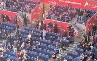 PARTIZAN OVO SEBI NIJE SMEO DA DOZVOLI! Isplivao tužan snimak iz Arene: Dva minuta do kraja, a razočarani navijači napuštaju dvoranu!