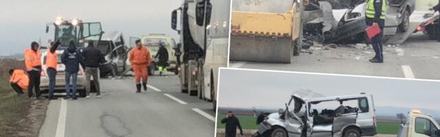 Vozaču valjka određeno zadržavanje: Novi detalji saobraćajne nesreće na putu Irig-Ruma (FOTO)