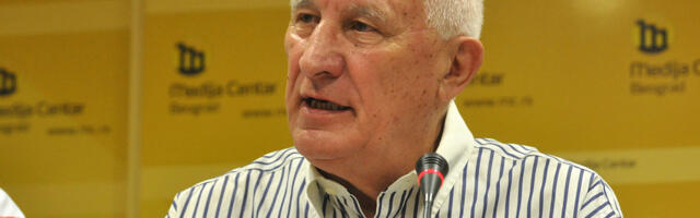 Matija Bećković gostuje u Prvoj kragujevačkoj gimnaziji