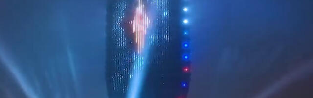 Zasijala božićna poruka sa Kule Beograd (VIDEO)