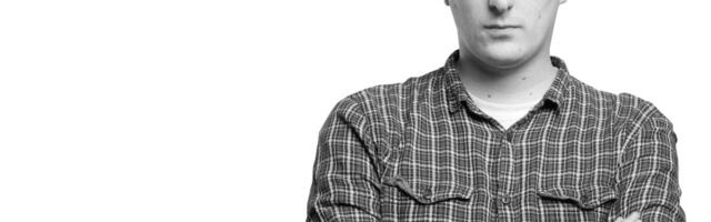 Ko se plaši „naše najbolje serije svih vremena“?: Novi esej Marka Prelevića u štampanom izdanju Nedeljnika