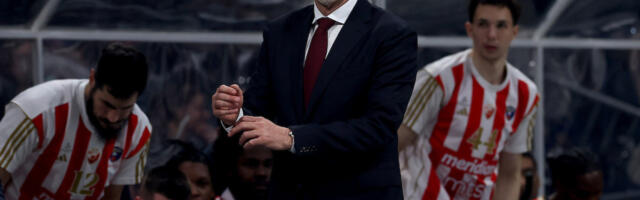 Saša Obradović zakopčan do grla: Odbio da priča o otkazu