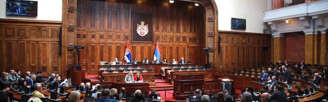 SKUPŠTINA SRBIJE NASTAVLJA RASPRAVU O IZBORNIM ZAKONIMA: Na dnevnom redu izmene i preporuke ODIHR-a