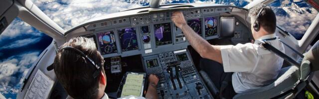 Kako putnički avion ostane na minimumu goriva i kada pilot proglašava uzbunu